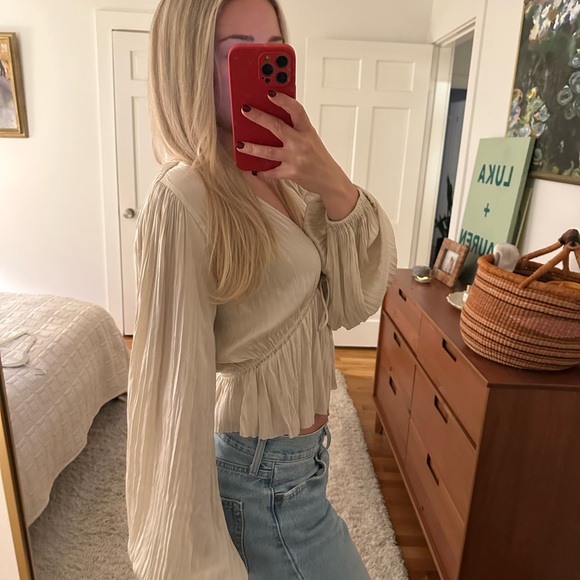 Frame Blouse - Picture 1 of 9